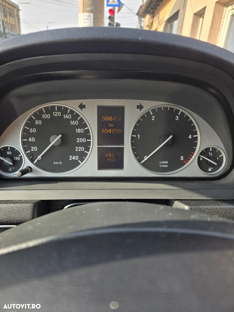 Mercedes-Benz B 200 CDI DPF - 2