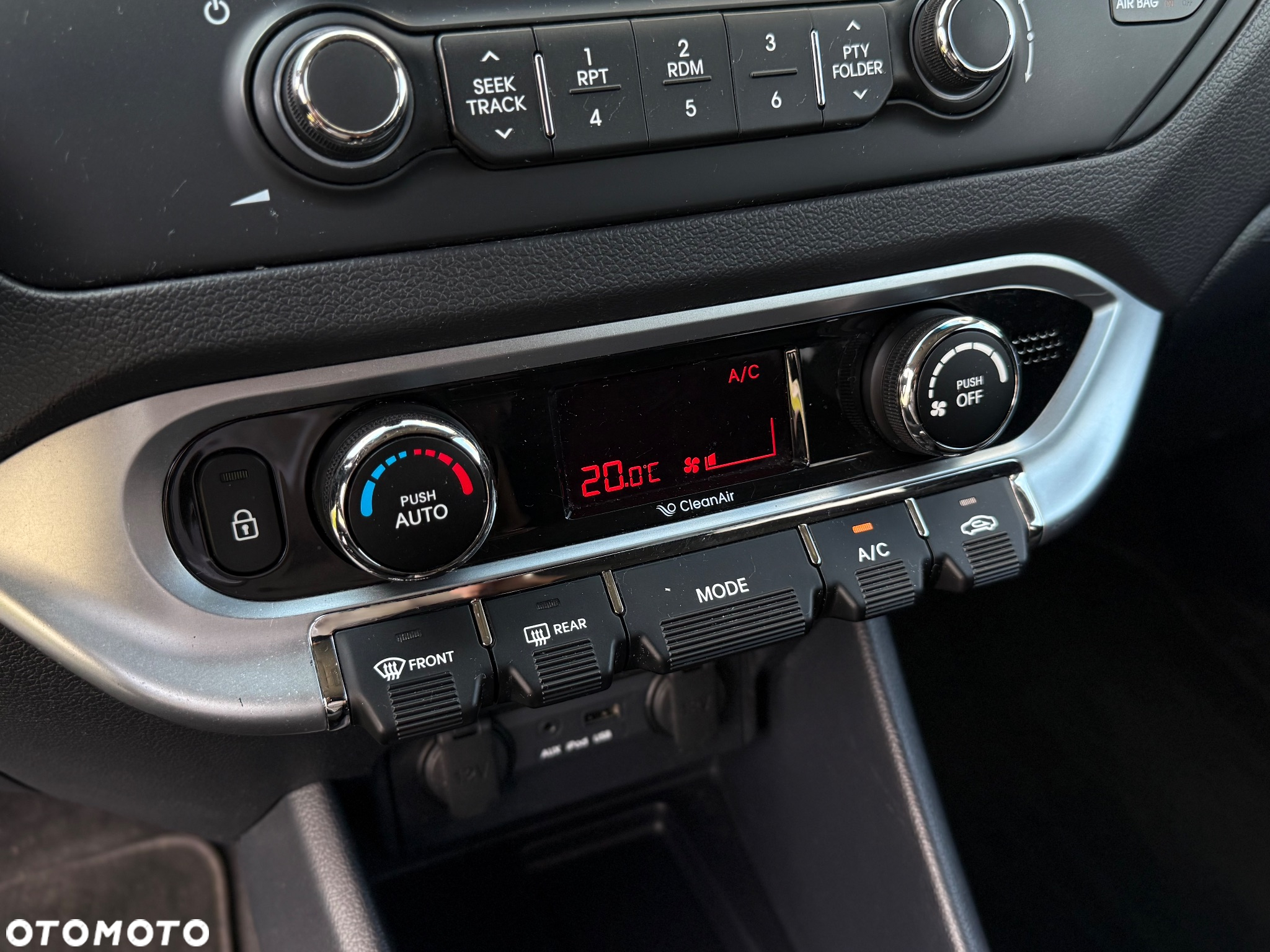 Kia Rio - 9