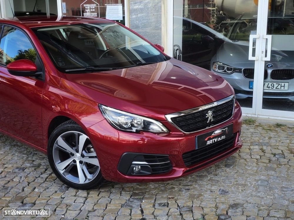 Peugeot 308 1.2 PureTech Active J17 - 17