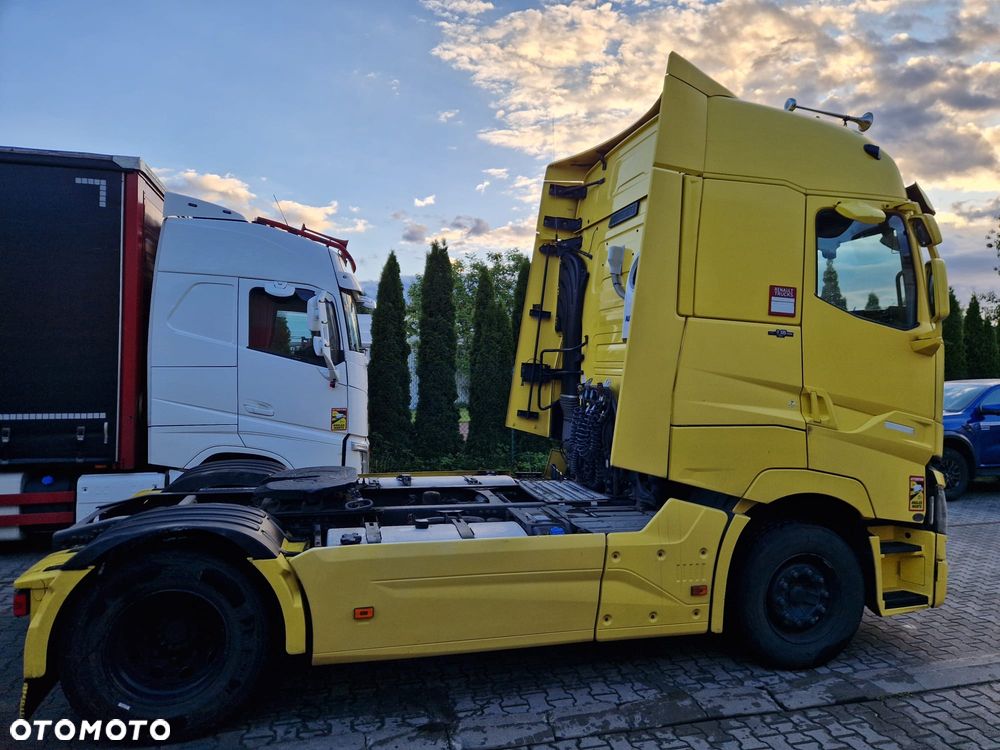 Renault t480 - 4