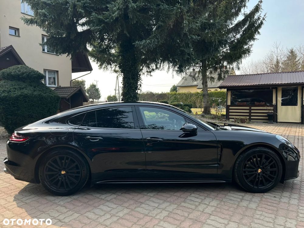 Porsche Panamera 4S - 12