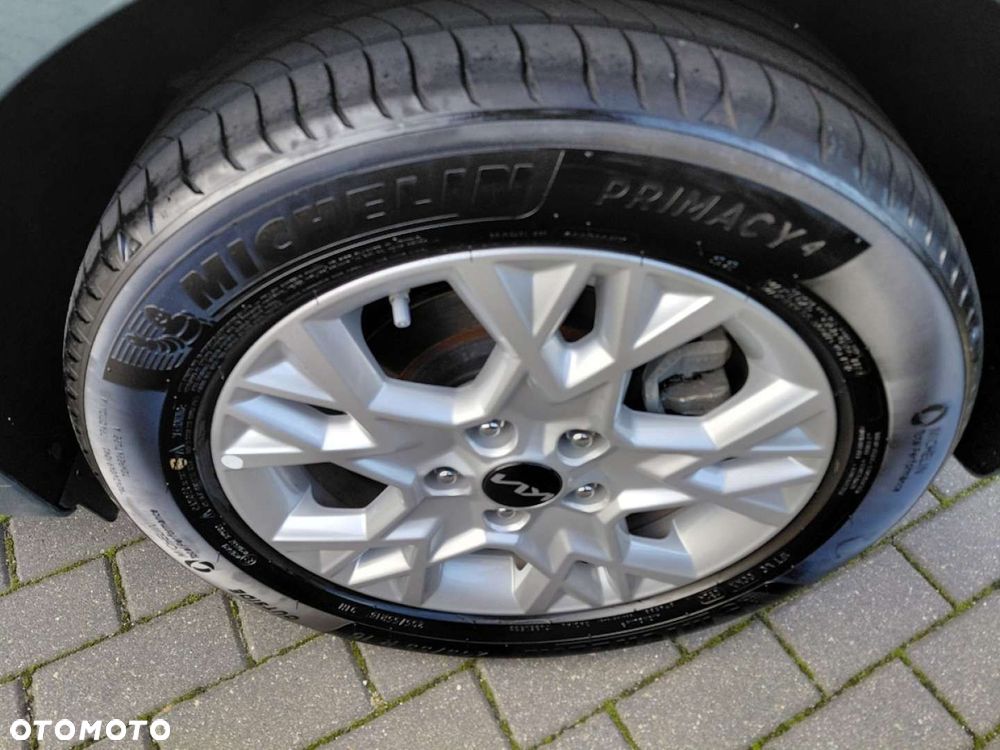 Kia Ceed - 9