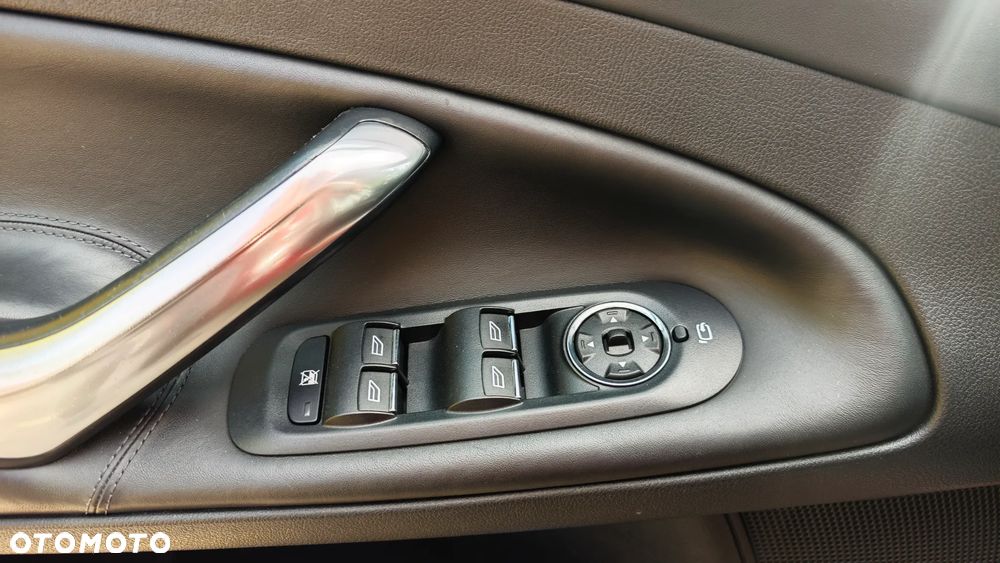 Ford Mondeo 2.0 EcoBoost Titanium S - 23