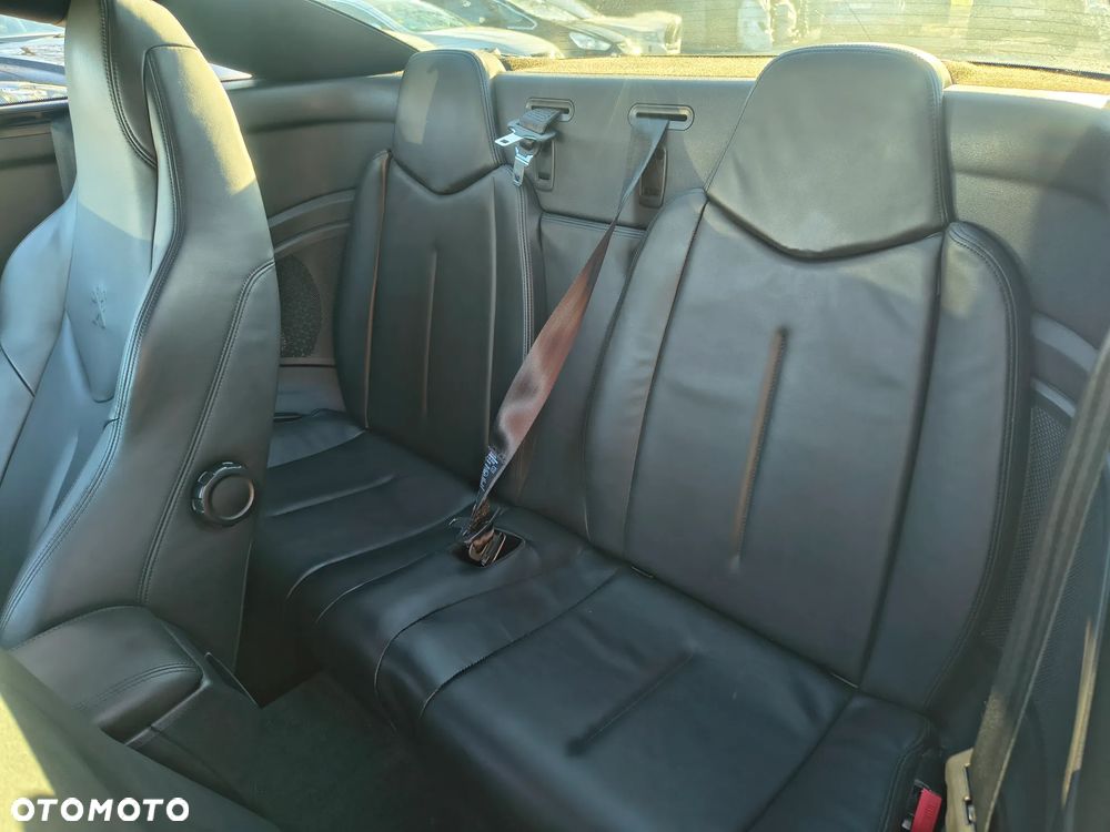 Peugeot RCZ 2.0 HDi FAP 160 GT-Line - 23