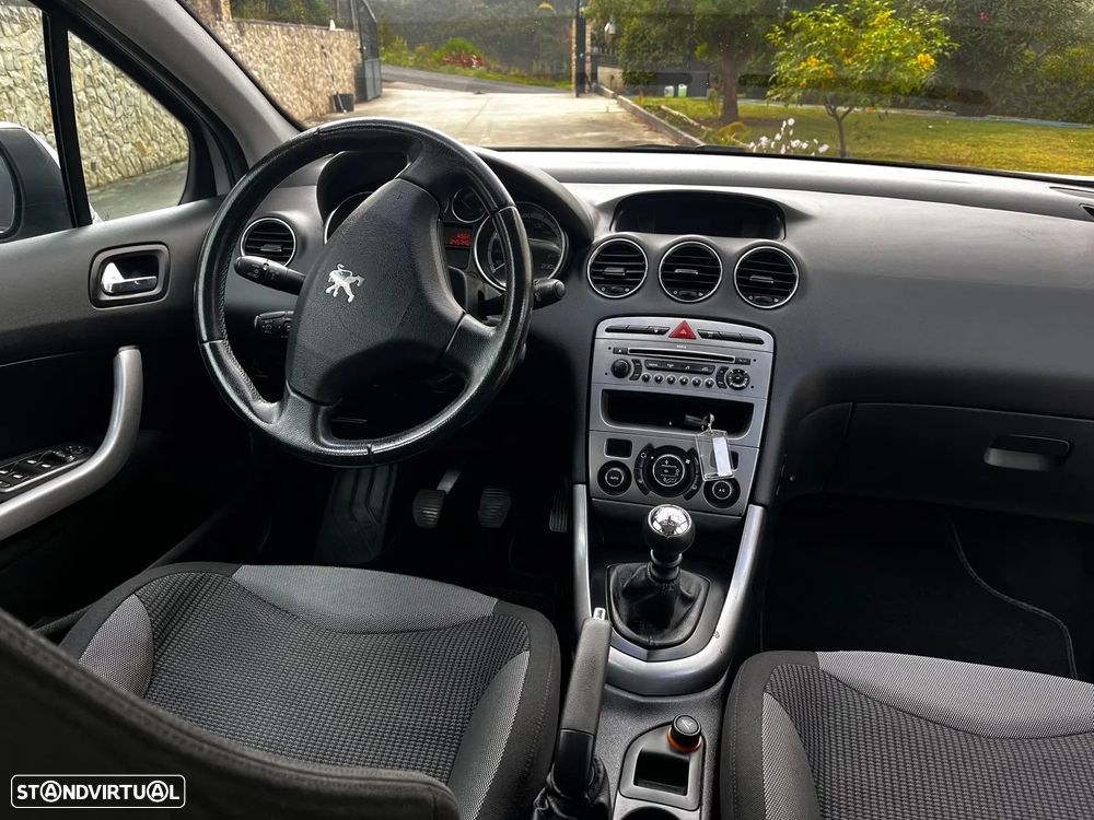Peugeot 308 1.6 HDi Executive CVM6 - 8