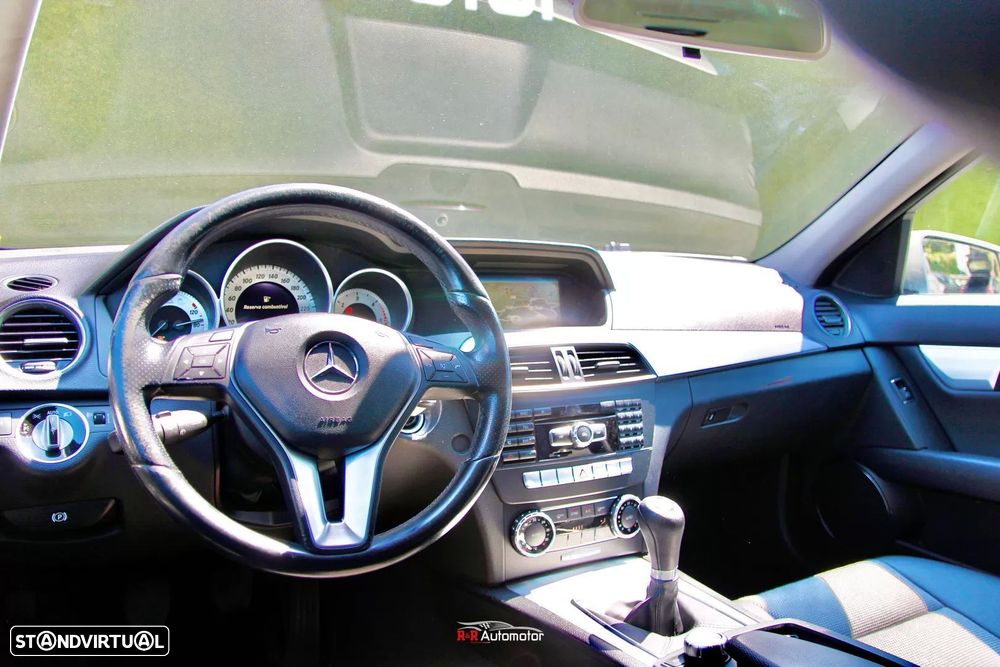 Mercedes-Benz C 220 CDi Avantgarde BlueEfficiency - 4