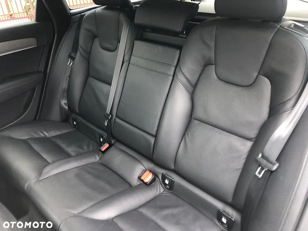 Volvo V90 Cross Country - 12