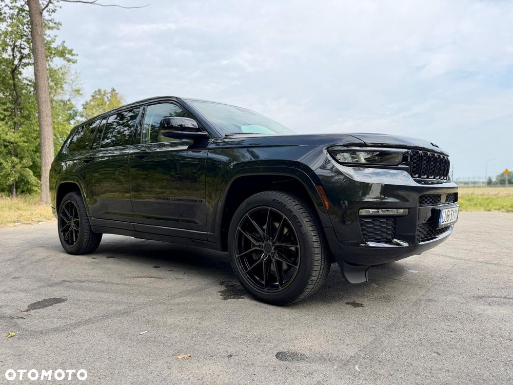 Jeep Grand Cherokee - 16