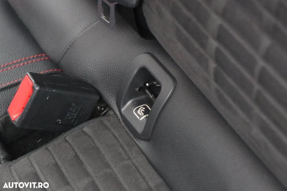 Mercedes-Benz CLA 220 d 7G-DCT AMG Line - 37