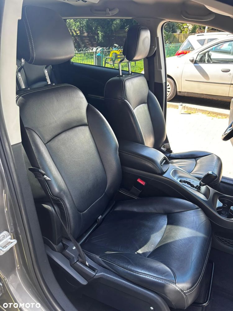Fiat Freemont 2.0 Multijet Lounge AWD - 9