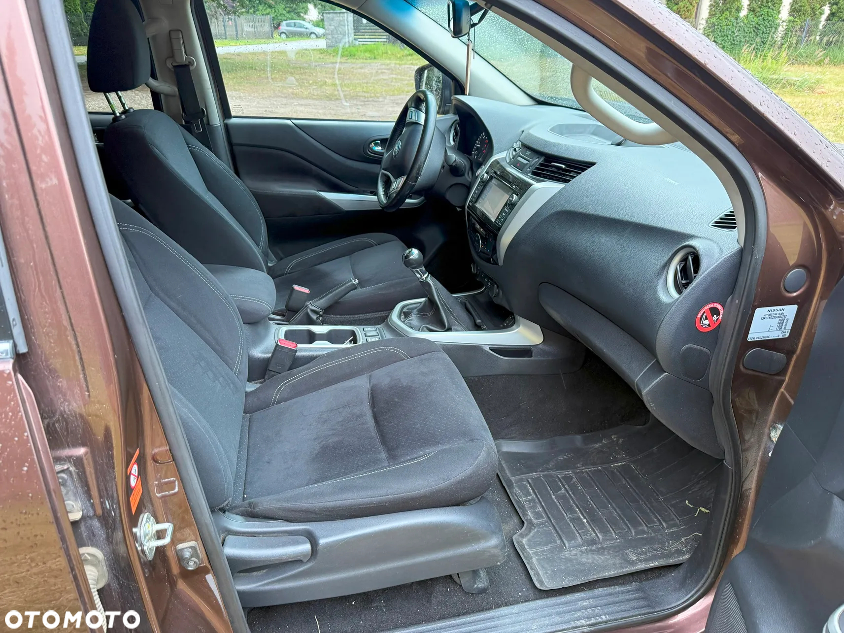 Nissan Navara 2.5 D Platinum Long - 14