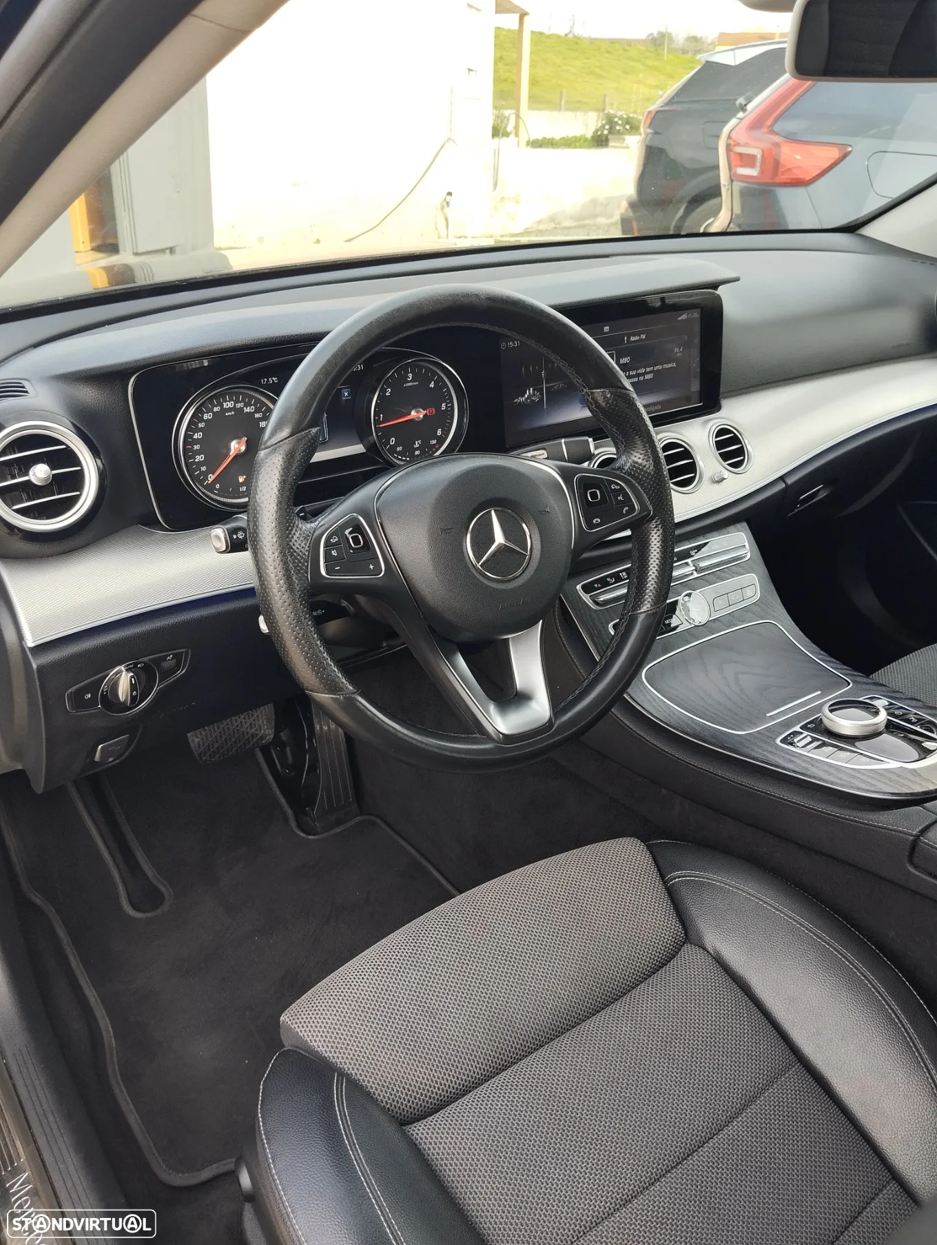 Mercedes-Benz E 220 d Avantgarde+ - 23