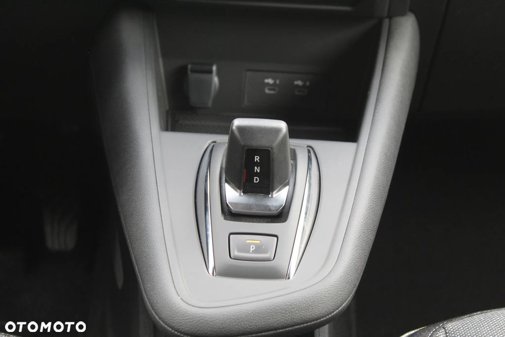 Mitsubishi Grandis 1.3T mHEV Intense Style Cold DCT - 10