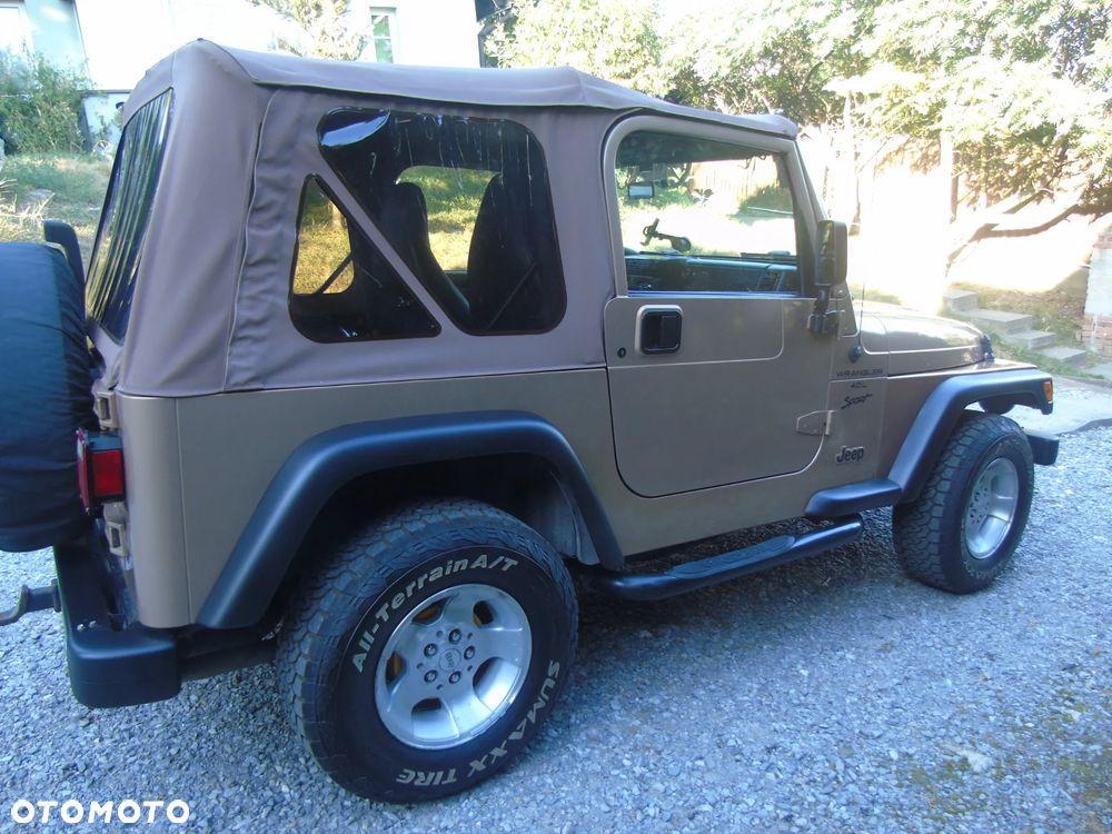 Jeep Wrangler 4.0 Sport - 3