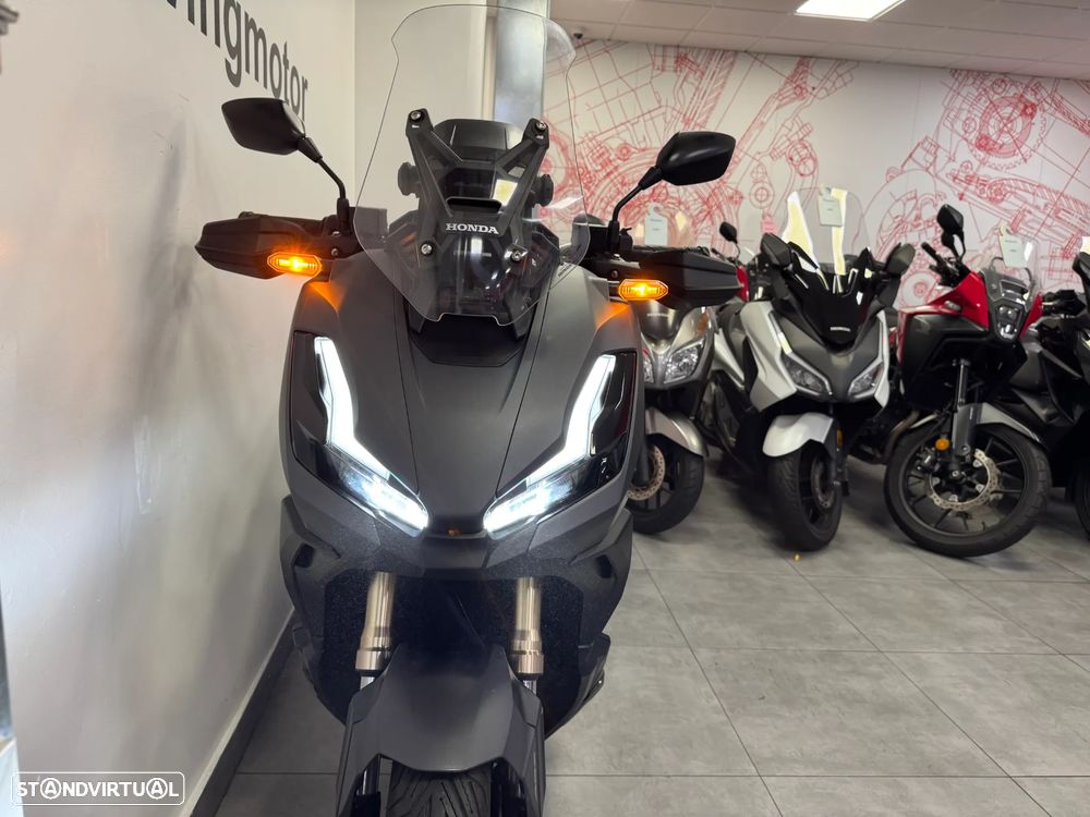 Honda ADV 350 - 4