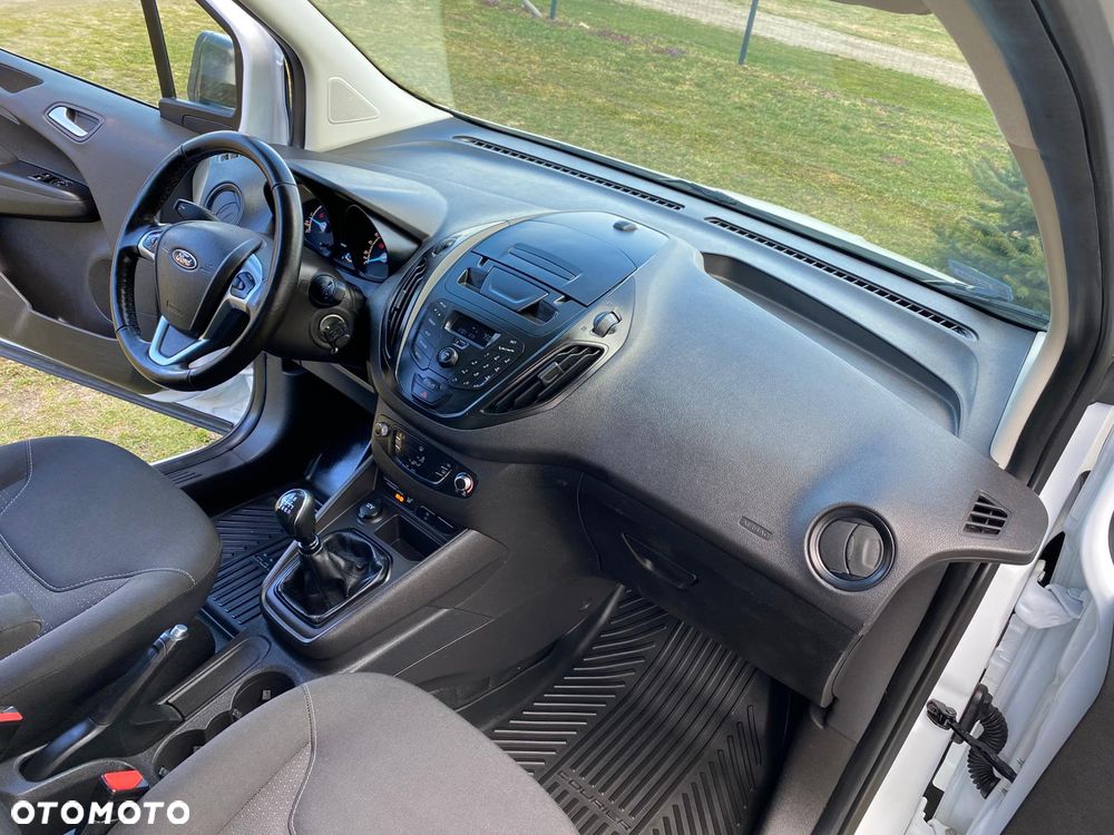 Ford TRANSIT COURIER - 19