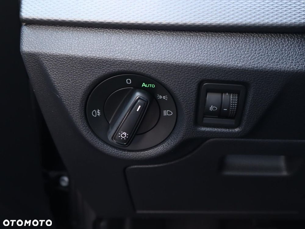 Skoda Kamiq 1.0 TSI Ambition - 19