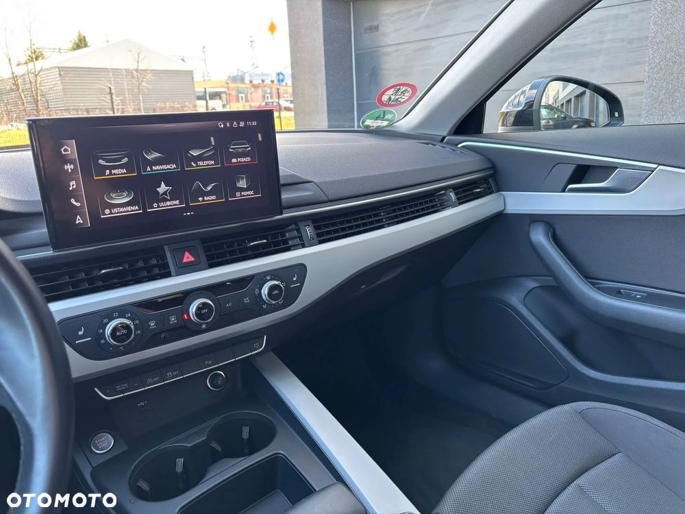 Audi A4 Avant 40 TDI S tronic - 24