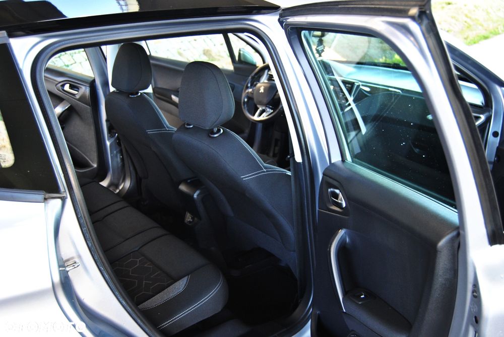 Peugeot 2008 - 14