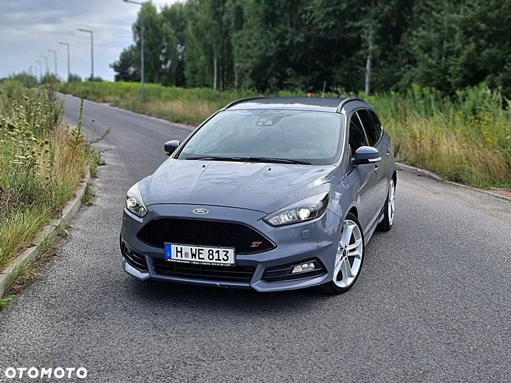 Ford Focus 2.0 TDCi ST - 10
