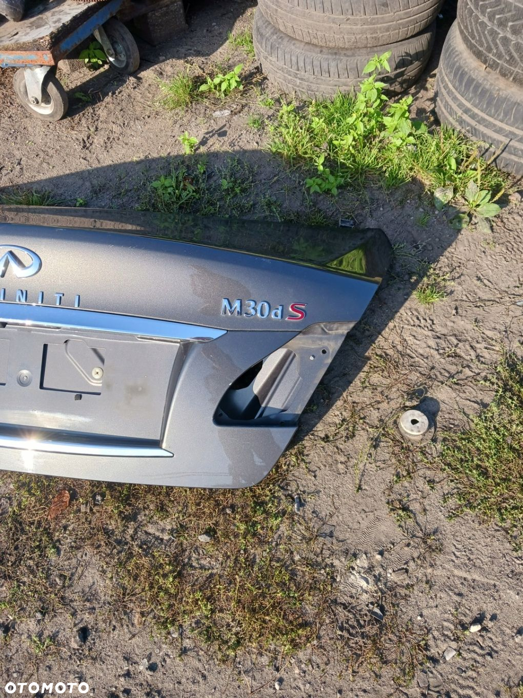 KLAPA TYŁ BAGAŻNIKA INFINITI M30DS KOMPLETNA - 4