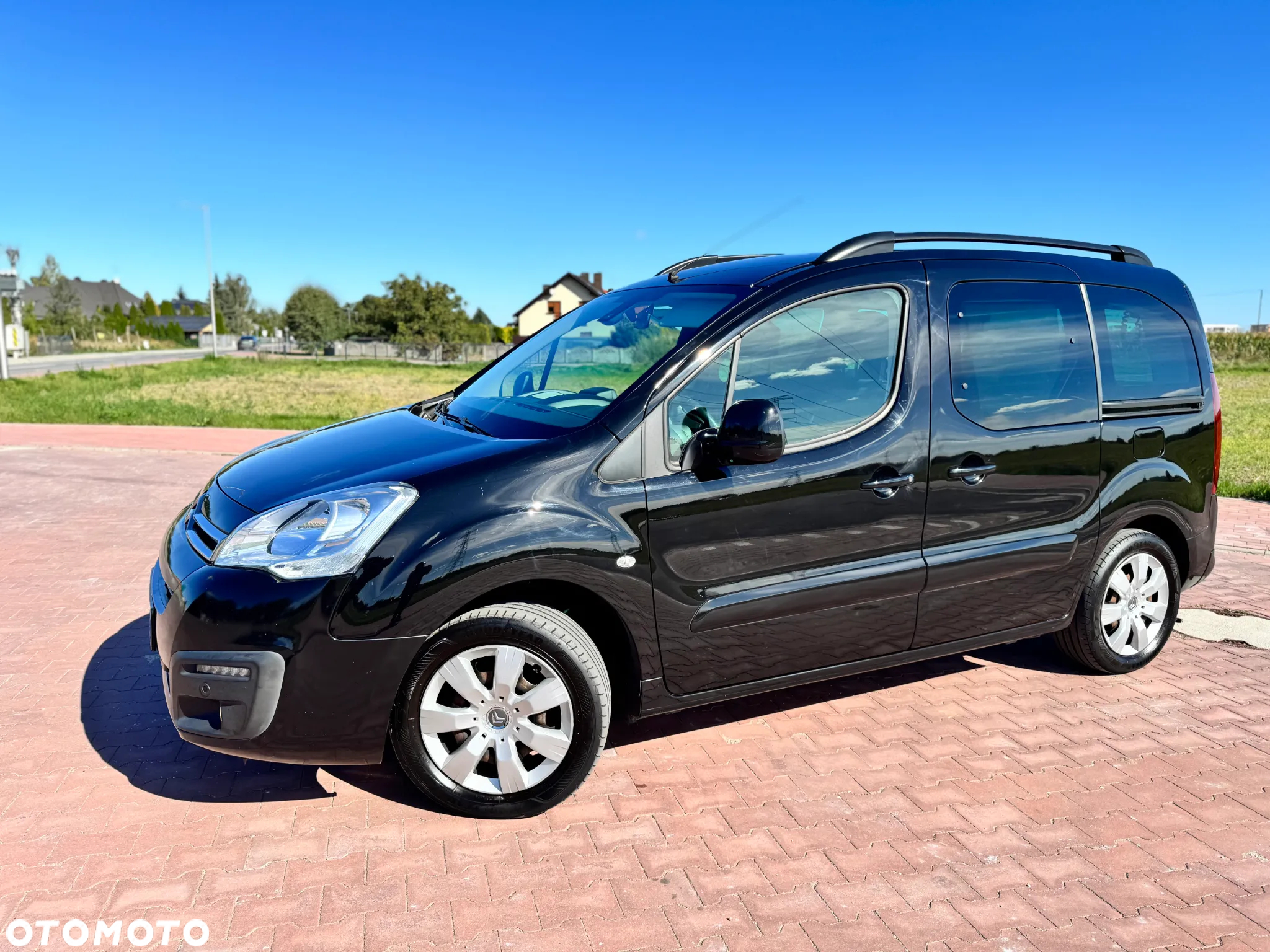 Citroën Berlingo Multispace BlueHDi 120 S&S SHINE - 11