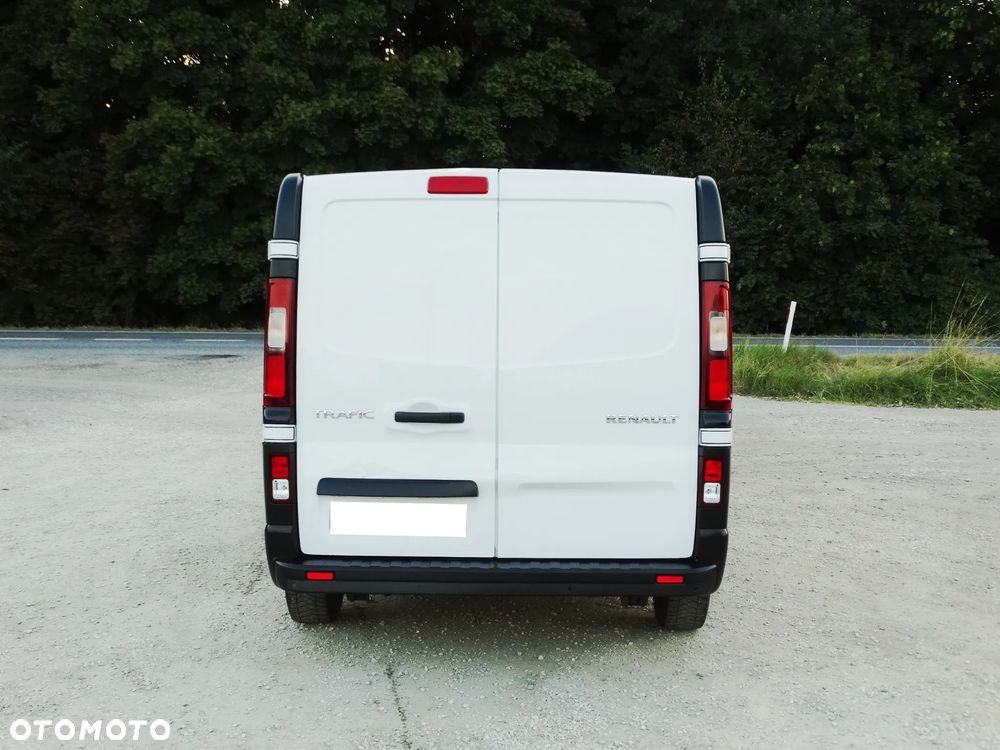 Renault Trafic - 11