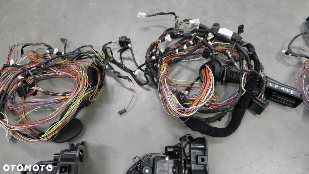 bmw g30 g31 komplet zamków drzwi soft close domykanie dociski 7477704 - 4