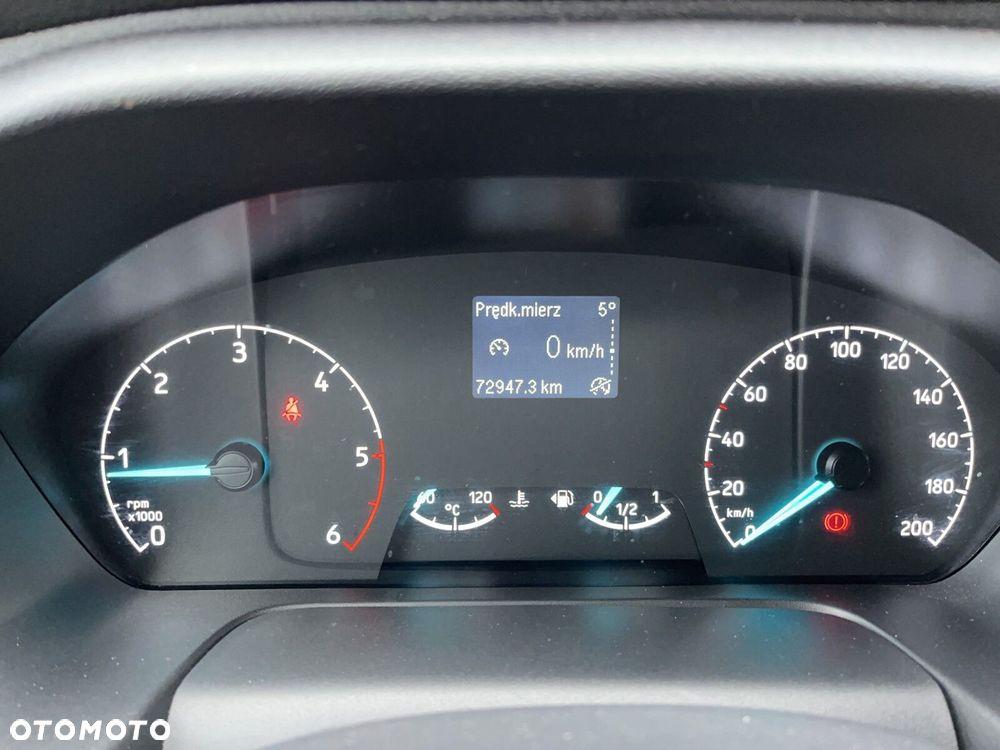 Ford Transit Custom - 21