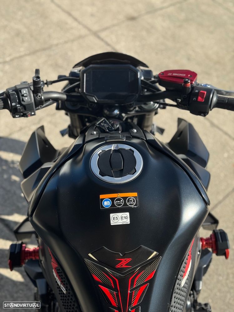Kawasaki Z 900 - 6
