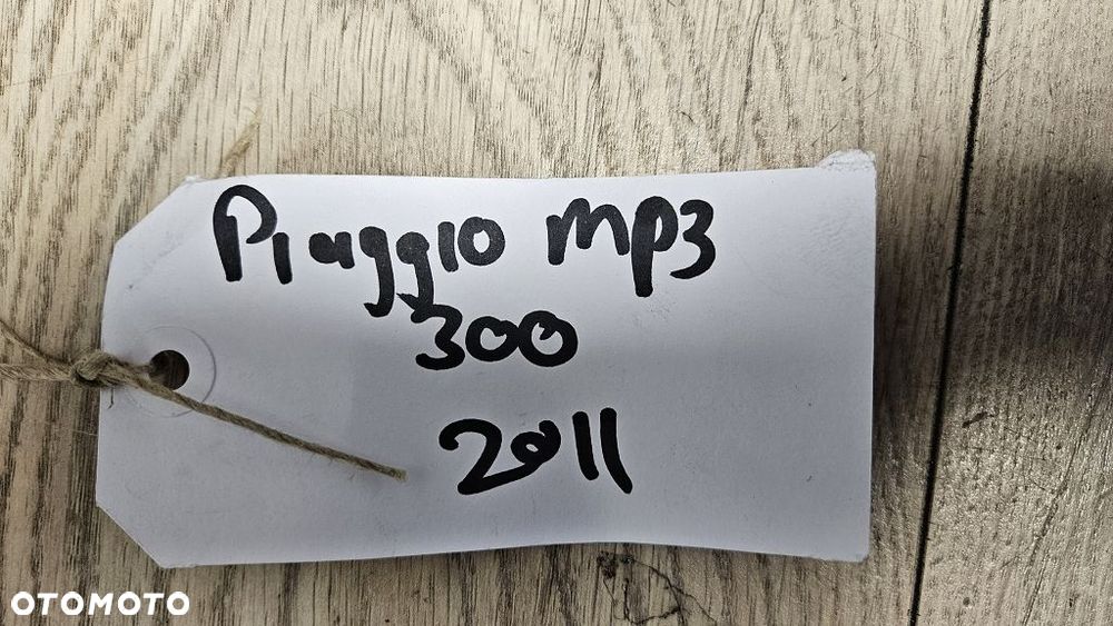 Szyba owiewka Piaggio MP3 300 - 8