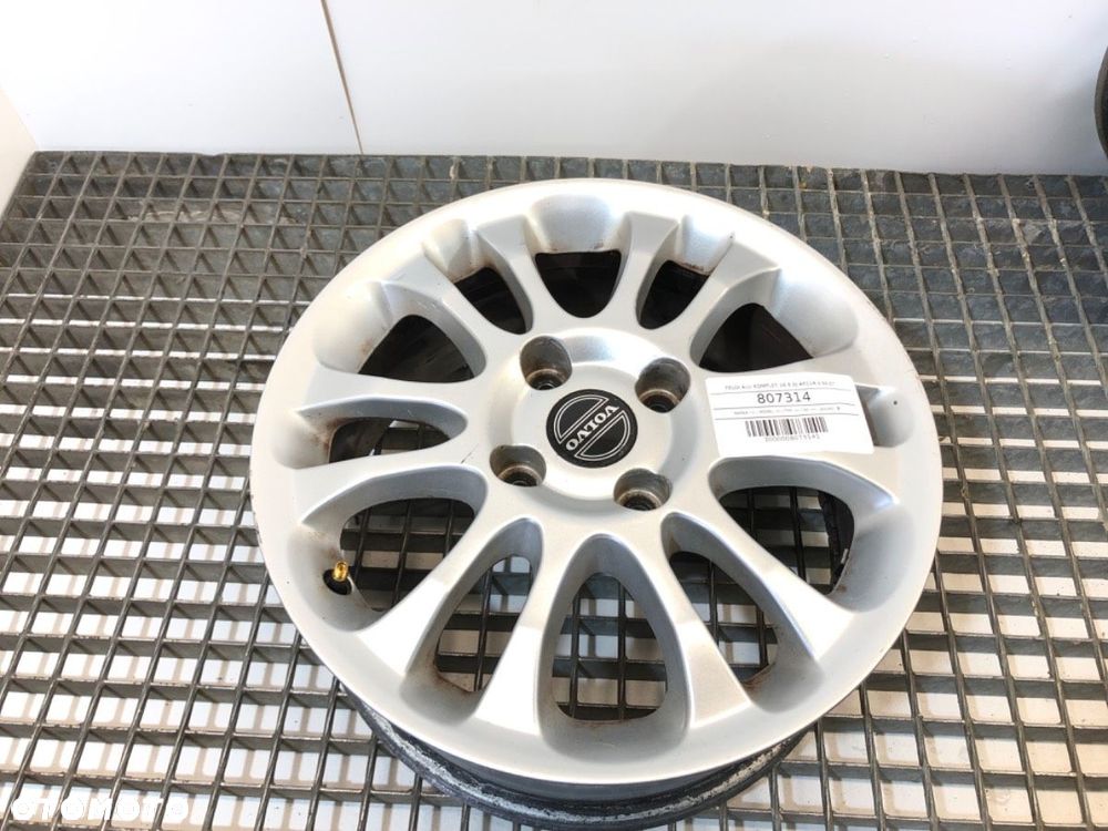 FELGI ALU KOMPLET 16 6,5J 4X114,3 66 ET  VOLVO   30620581 - 2