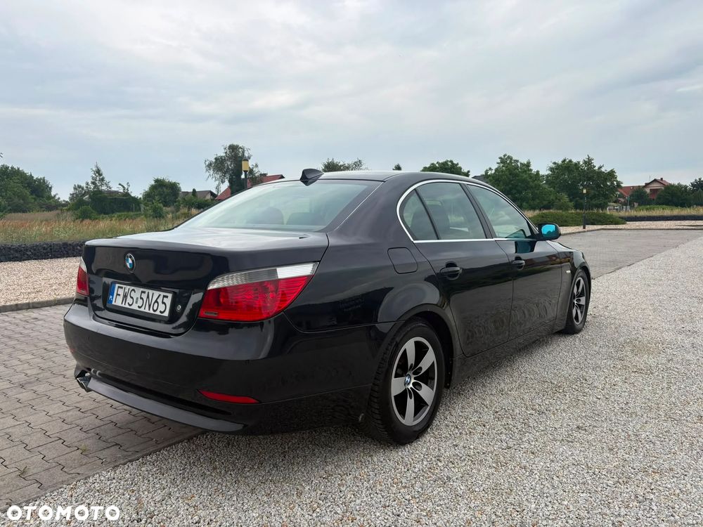 BMW Seria 5 525d - 1