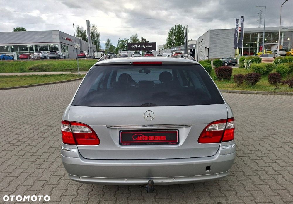 Mercedes-Benz Klasa E - 9