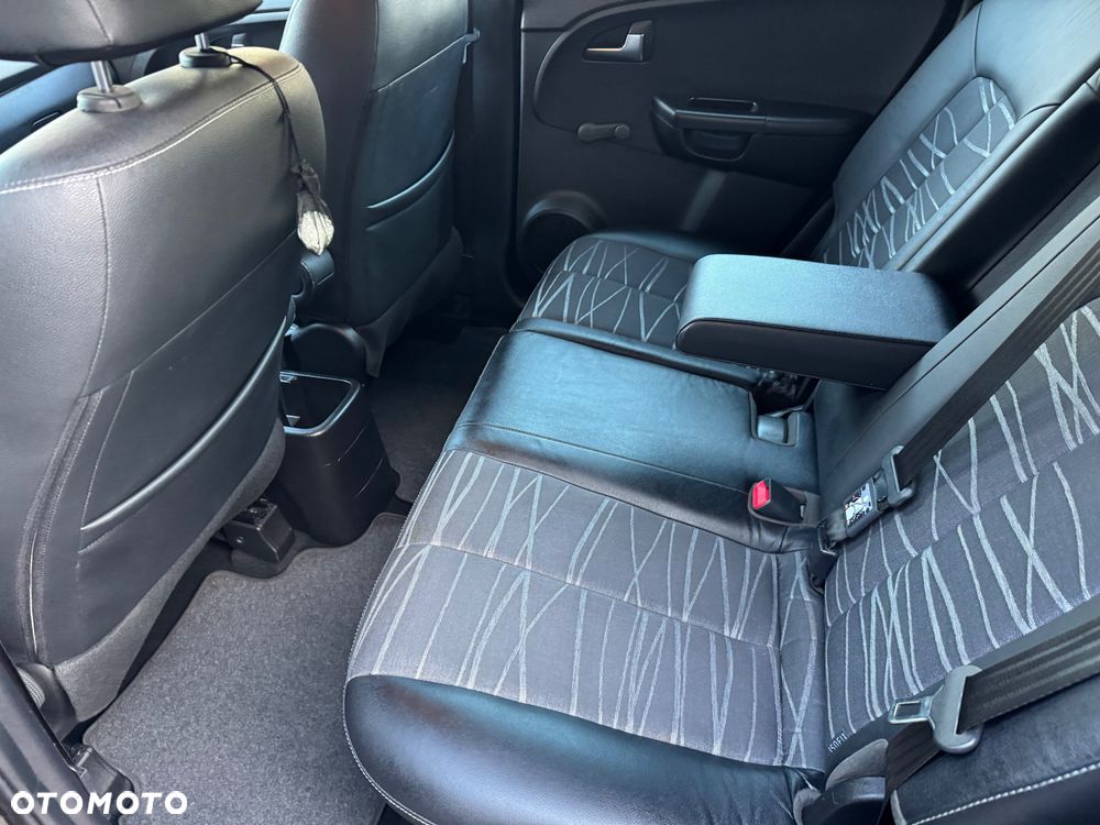 Kia Venga 1.4 XL - 10