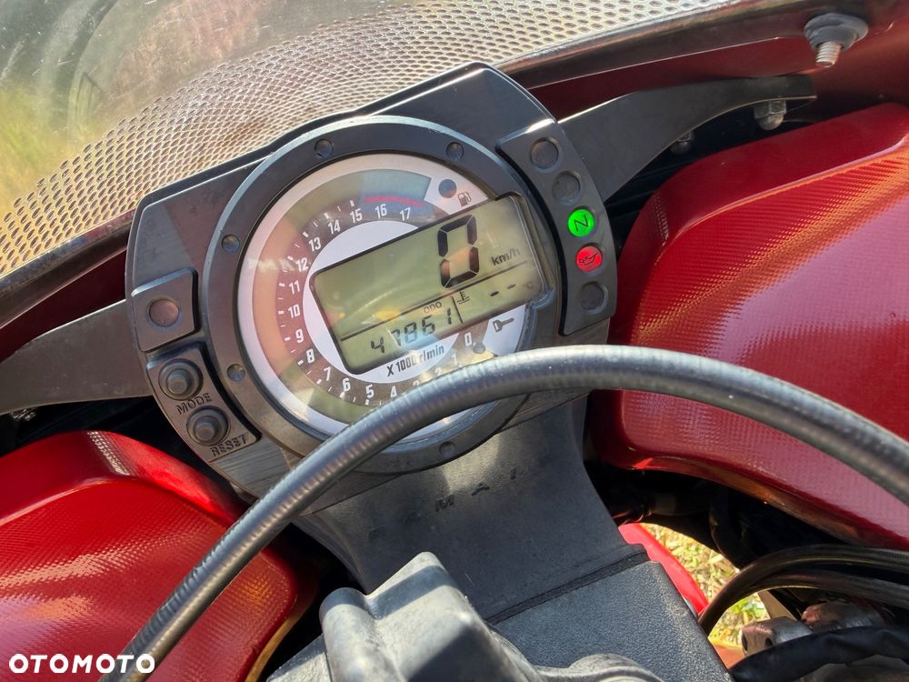 Kawasaki ZXR - 13