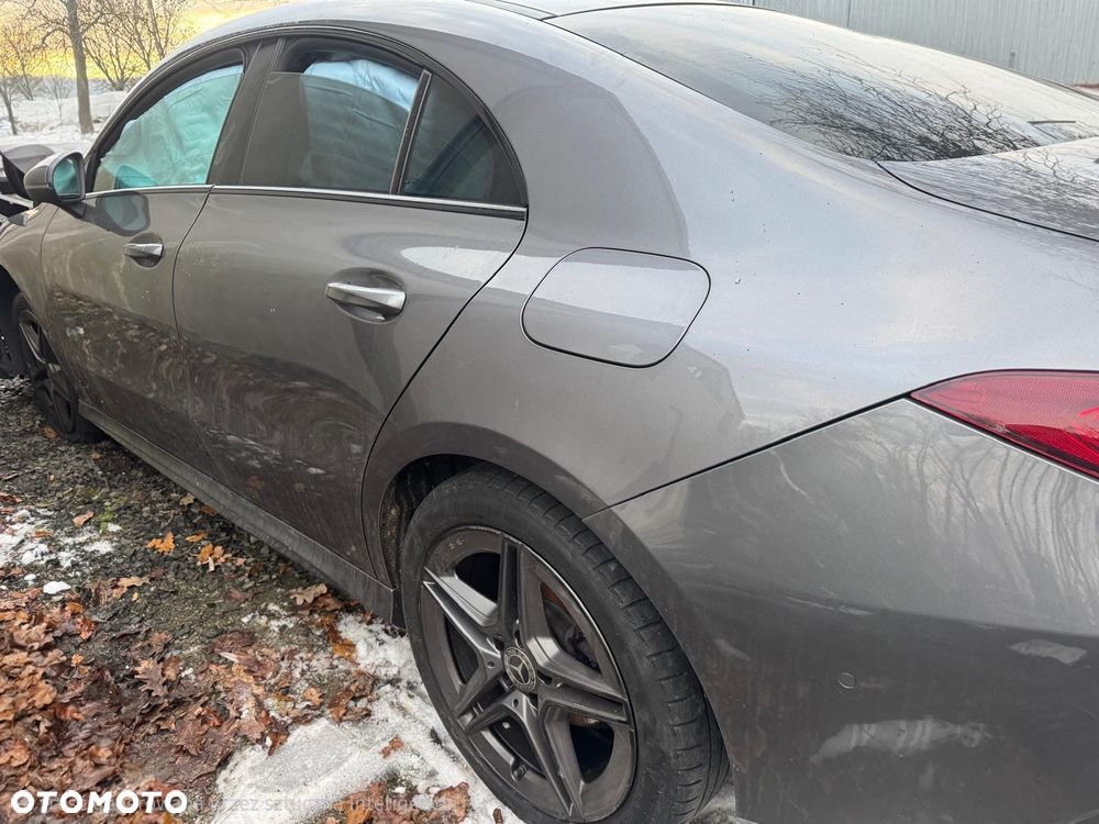 Mercedes-Benz CLA 180 d 7G-DCT AMG Line - 5