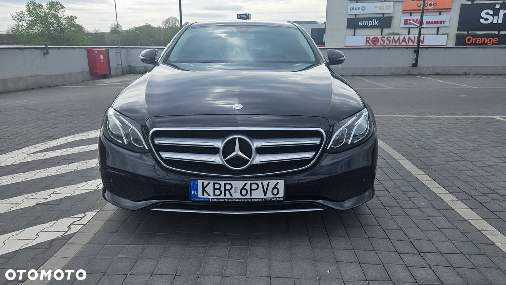 Mercedes-Benz Klasa E 220 d 9G-TRONIC - 10