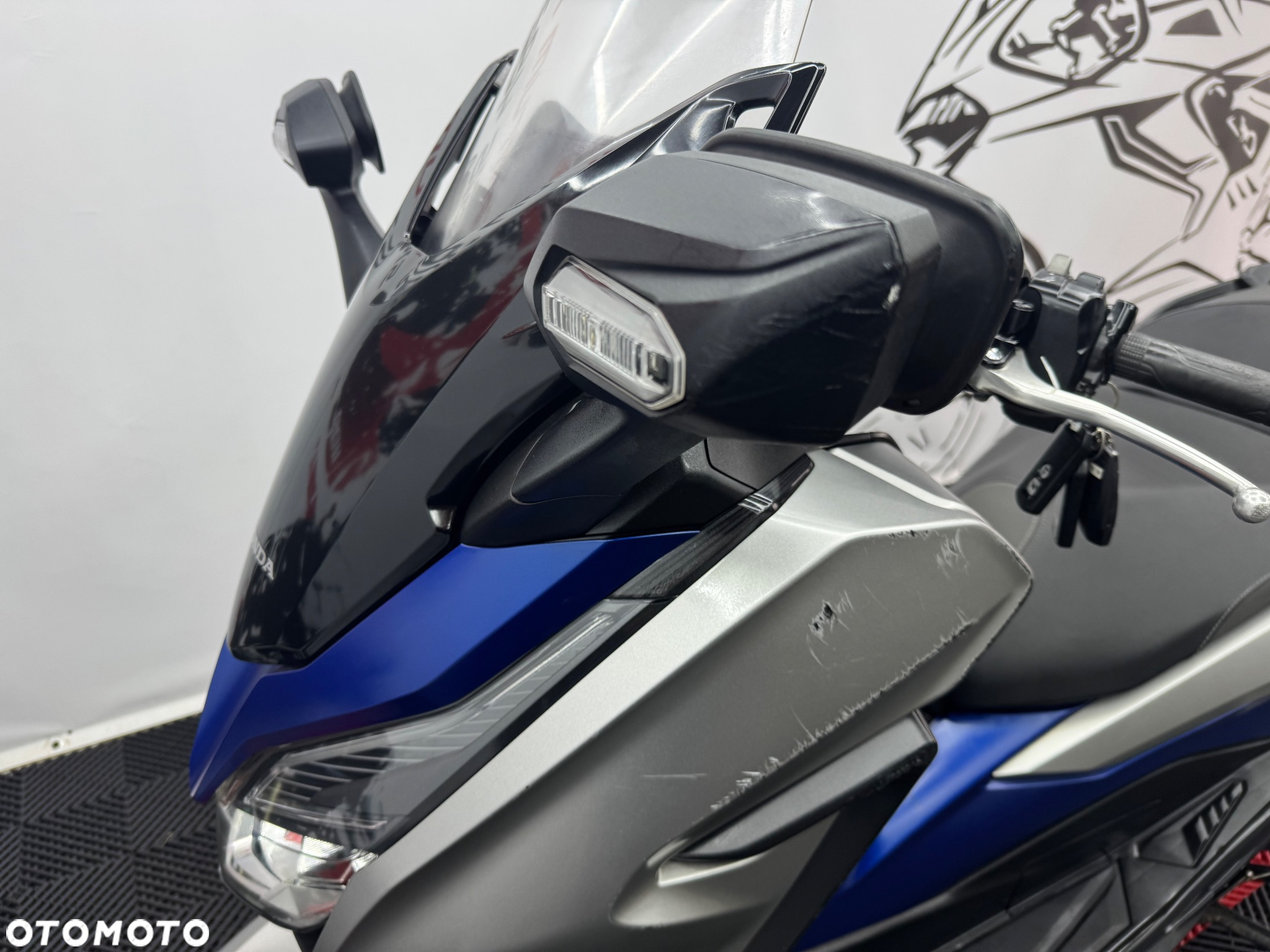 Honda NSS - 12