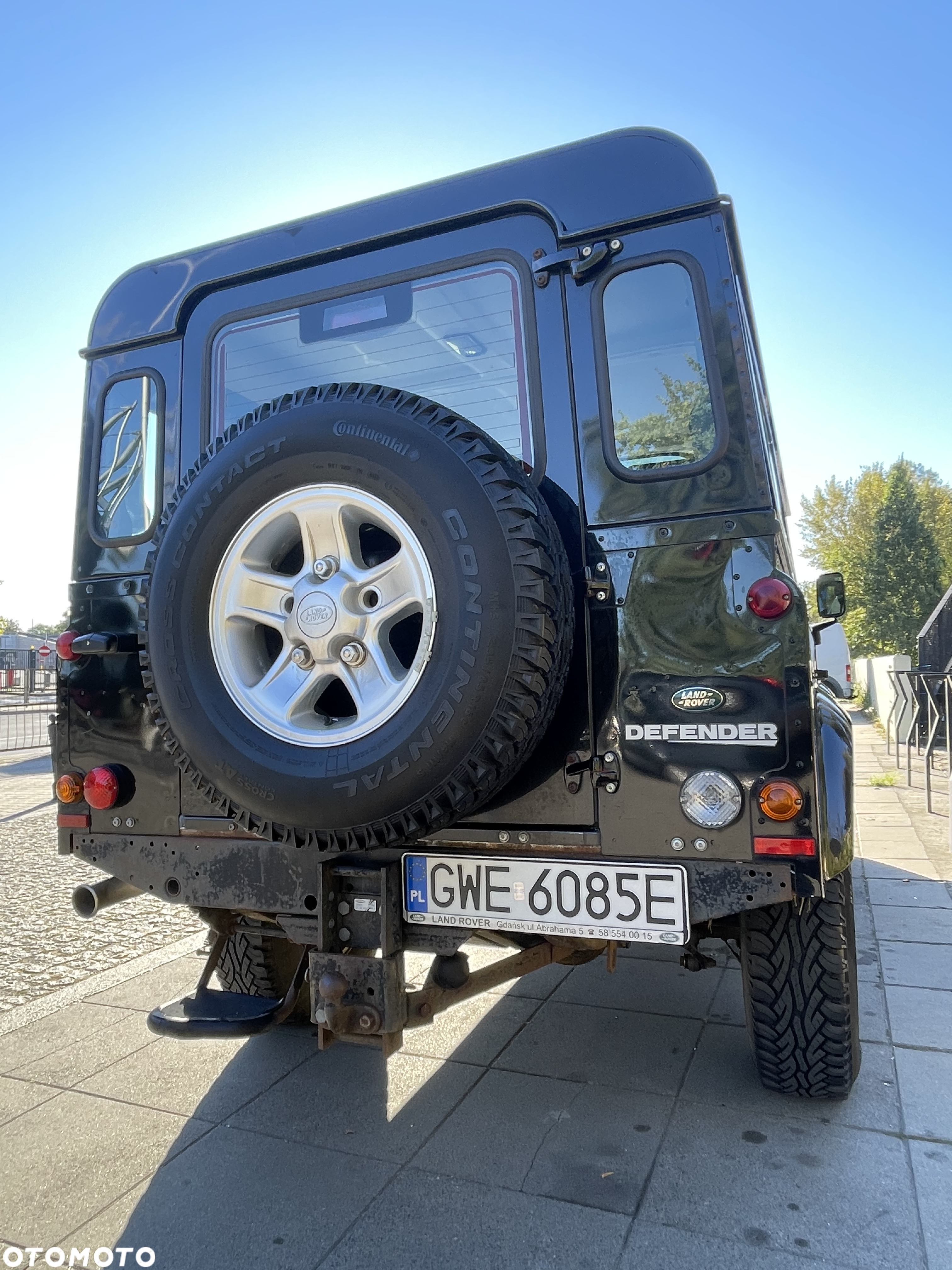 Land Rover Defender 110 2.2 TD4 SE - 4