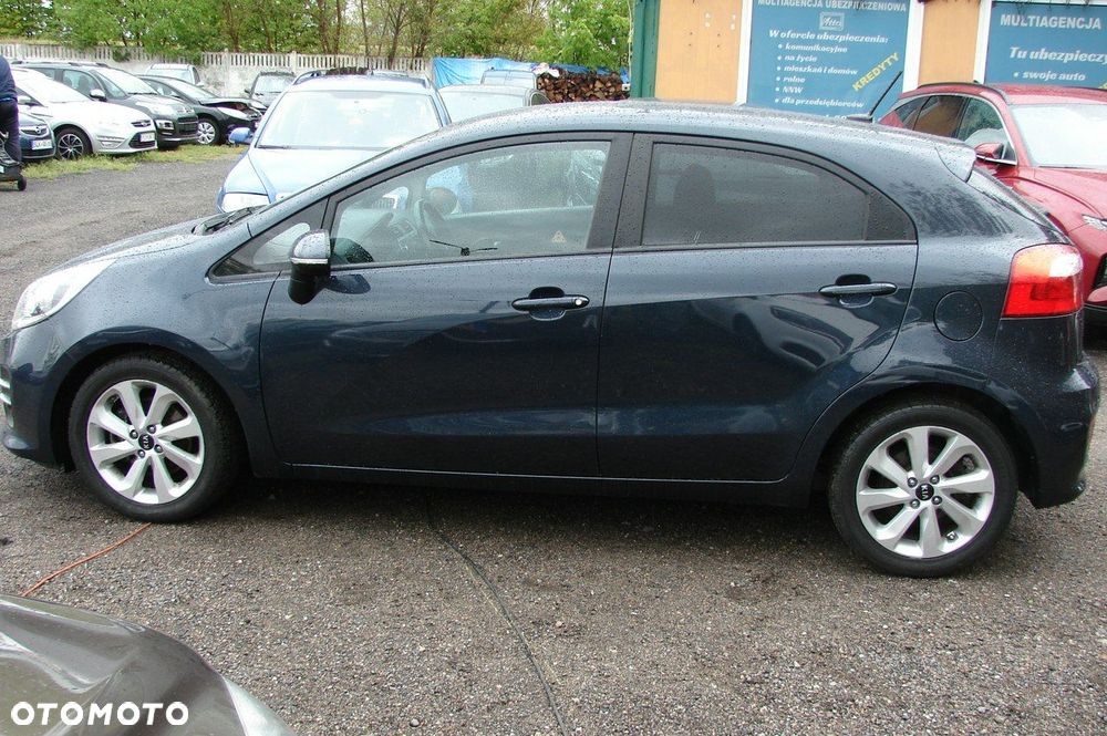 Kia Rio - 5