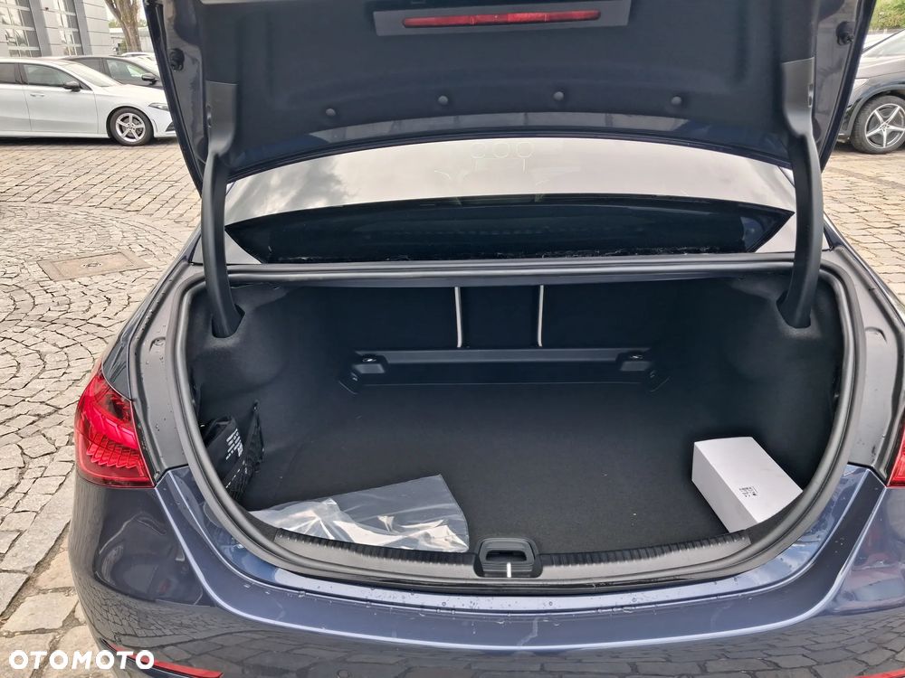 Mercedes-Benz Klasa C 200 d mHEV Avantgarde - 15