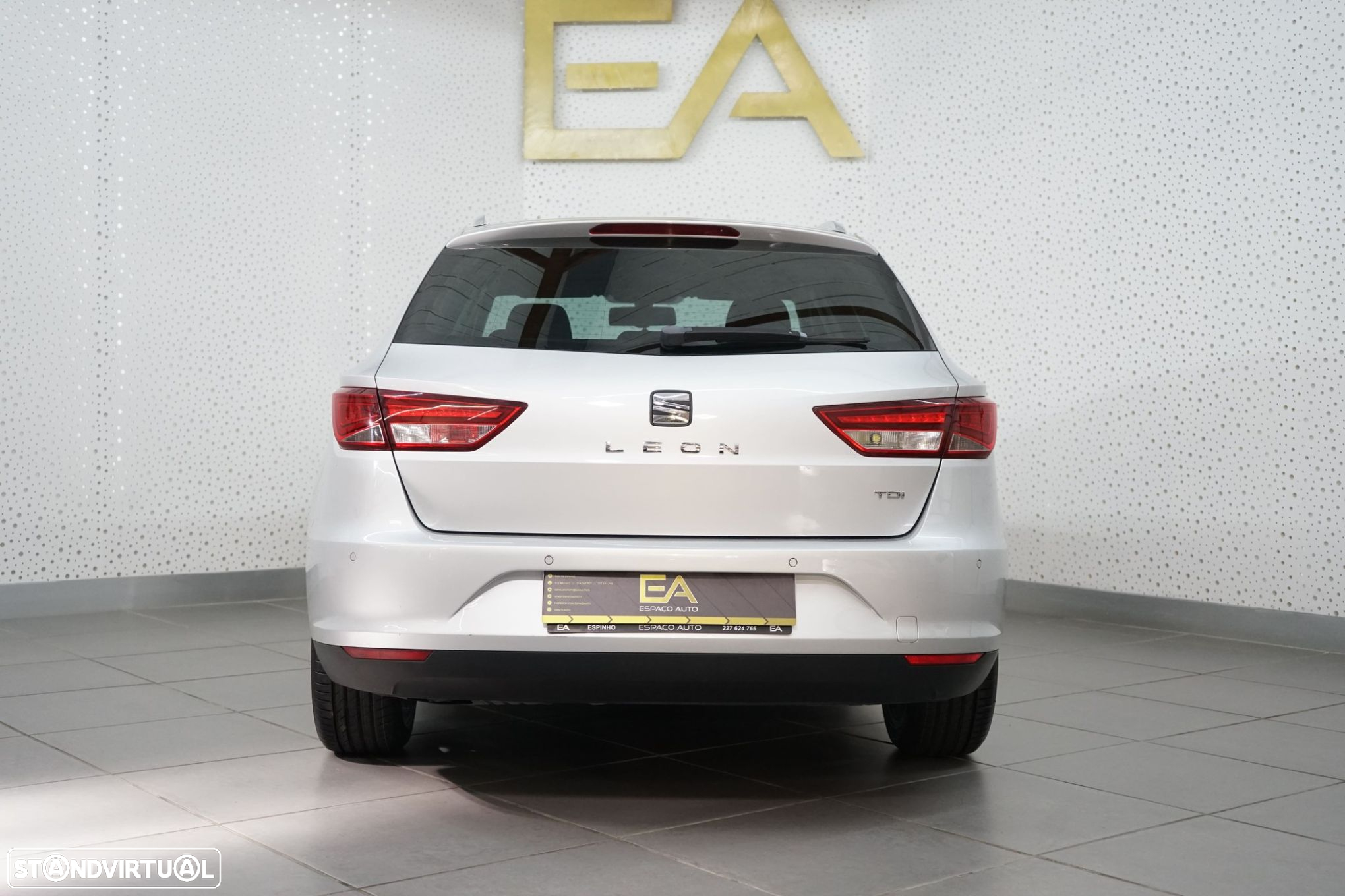 SEAT Leon ST 1.6 TDI S&S Style - 5