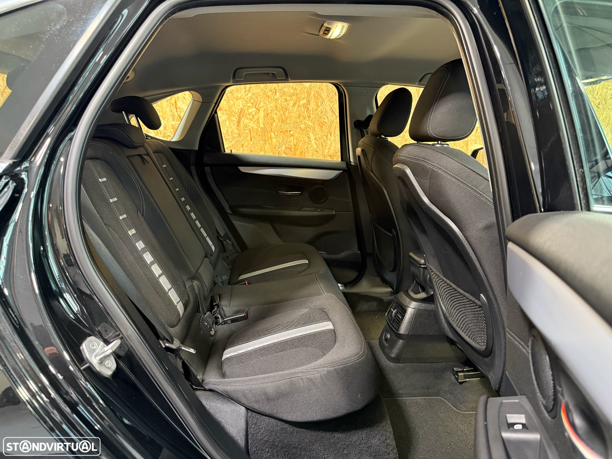 BMW 225xe Active Tourer Line Sport - 24