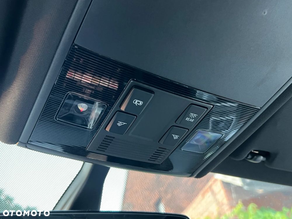 Volkswagen Golf GTI 2.0 TSI OPF DSG Performance - 26