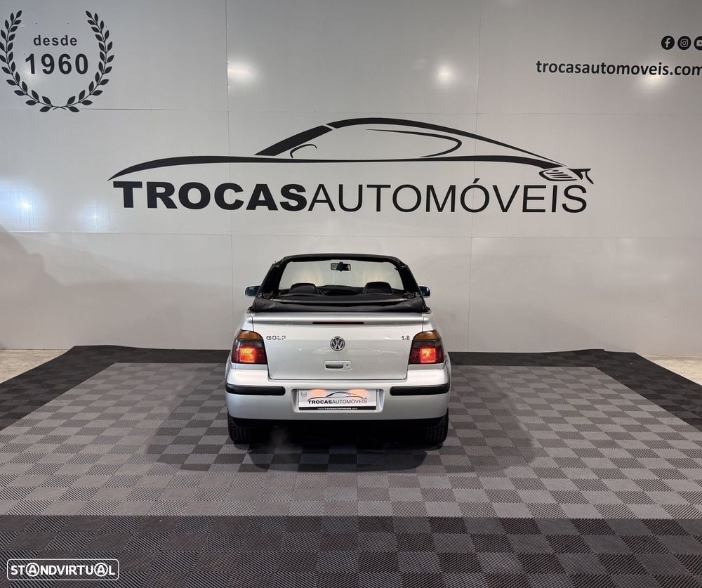 VW Golf Cabriolet 1.6 Highline - 44
