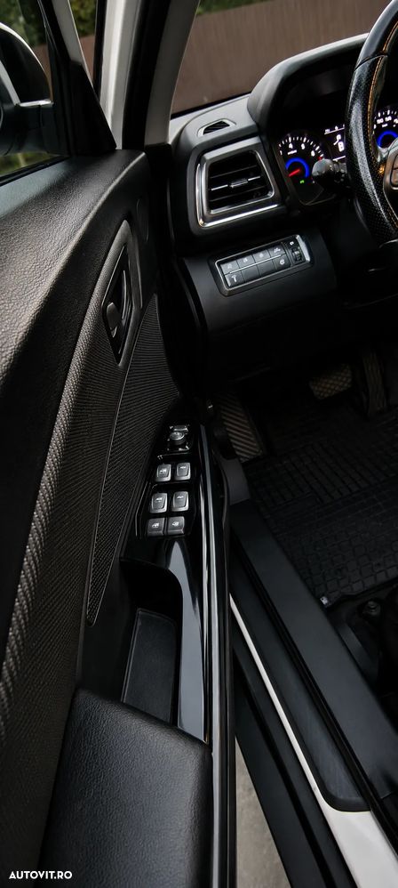 SsangYong Tivoli - 12