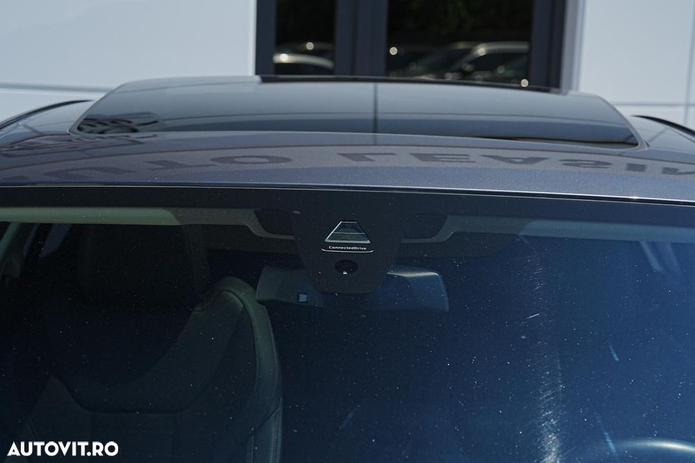 BMW Seria 3 320d Aut. Sport Line - 26