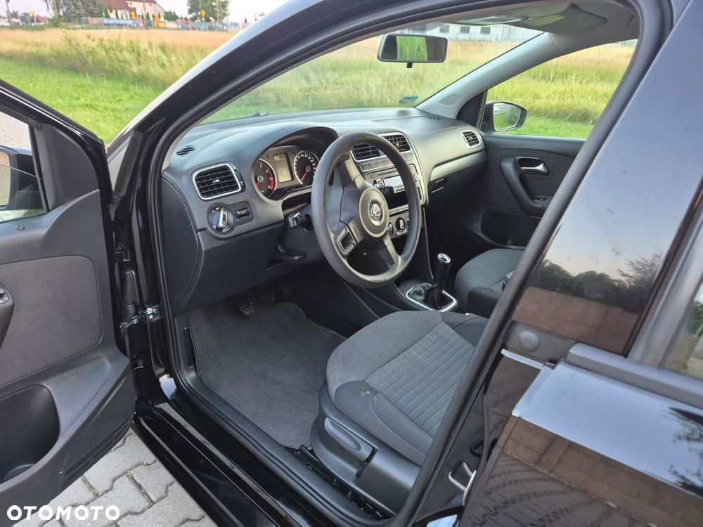 Volkswagen Polo - 13