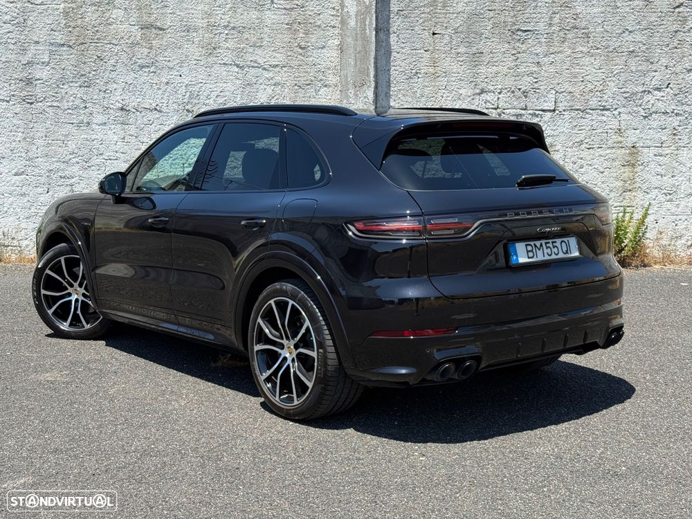 Porsche Cayenne - 3